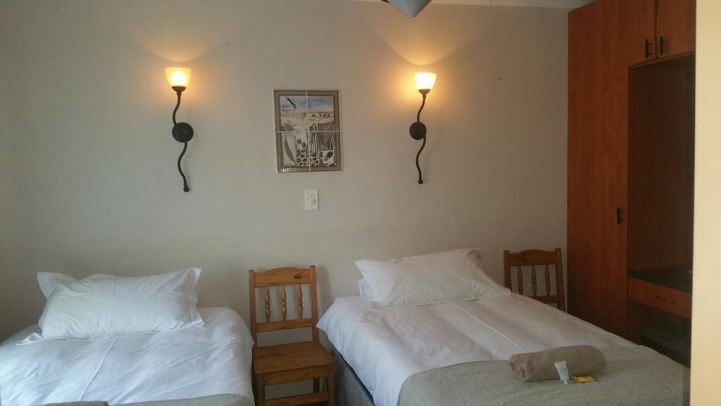 מוסינה Lani'S Guest House - No Loadshedding מראה חיצוני תמונה